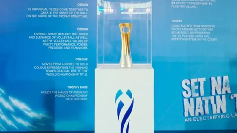 طوفان در مانیل: سرعت باد ۳۱۵ کیلومتر در ساعت!