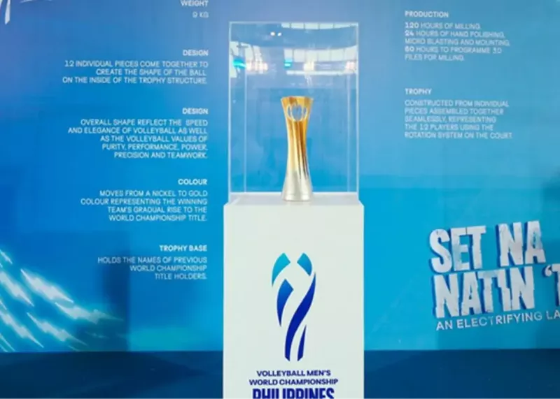 طوفان در مانیل: سرعت باد ۳۱۵ کیلومتر در ساعت!