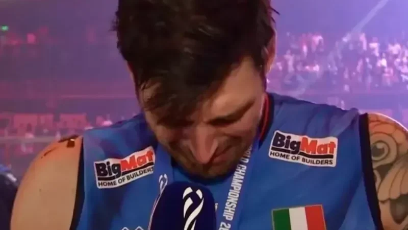 گریه ستاره ایتالیا در پخش زنده: باورم نمی‌شود