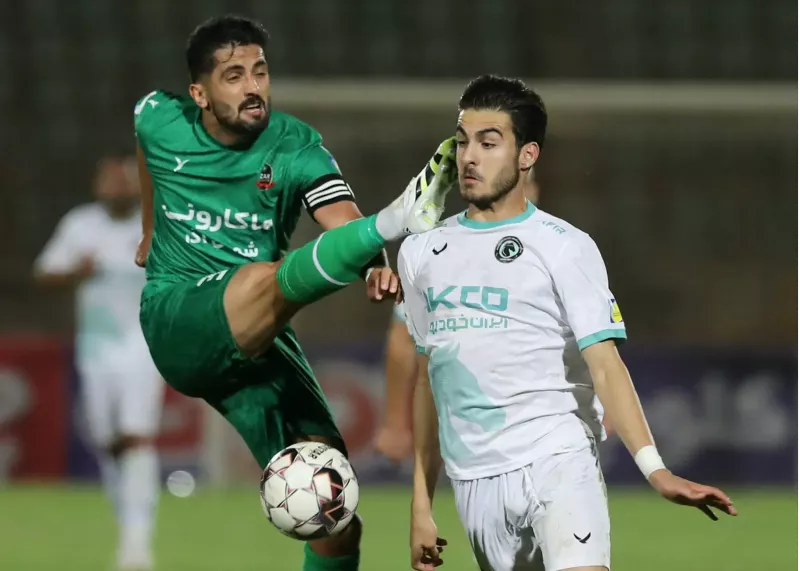 رد ادعای پیکان درباره درباره بازی با شمس آذر