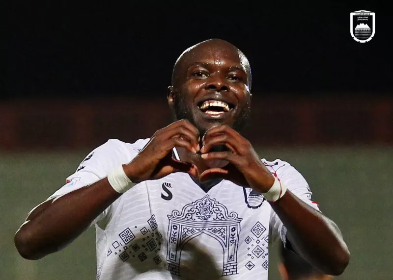 چادرملو: بوبو را ببخشید تا به استقلال برسد