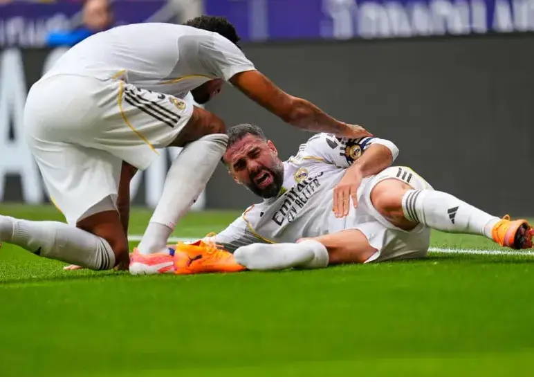 شوک به ژابی: دوری یک ماهه کارواخال!