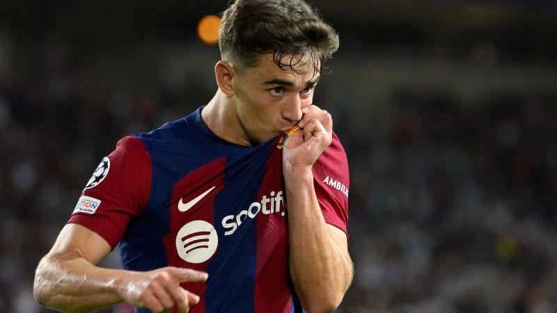 جلسه ویژه: ستاره بارسا فعلا زیر تیغ نمی‌رود