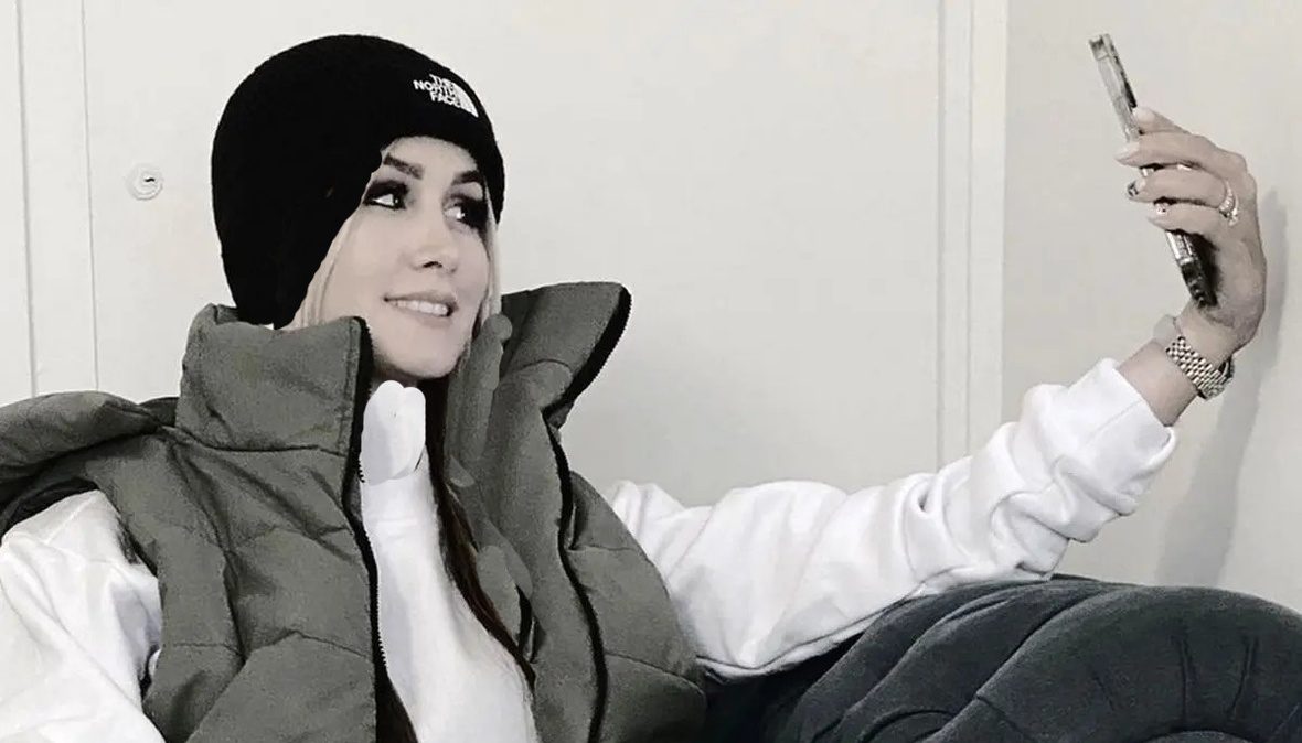 پاییز 1404 با پافرهای بازیگران زن ایرانی؛ مروری بر استایل چهره‌های مشهور با پافرهایی شیک و جوان‌پسند؛ لیندا کیانی، بهنوش بختیاری، بهاره کیان افشار و…+عکس