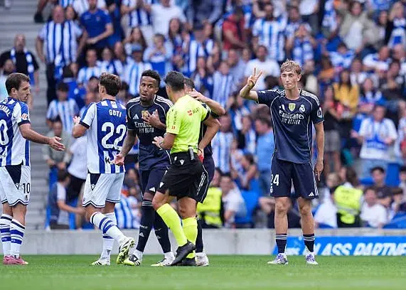 انفجار خشم رئال: از داوری به فیفا شکایت می‌کنیم