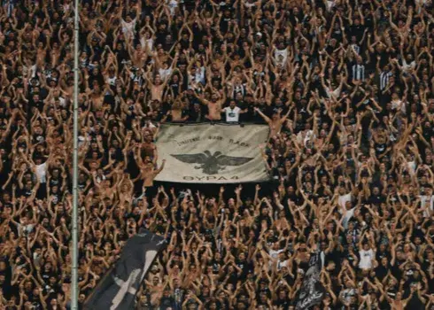 هواداران یونانی خواستار اخراج اسراییل شدند