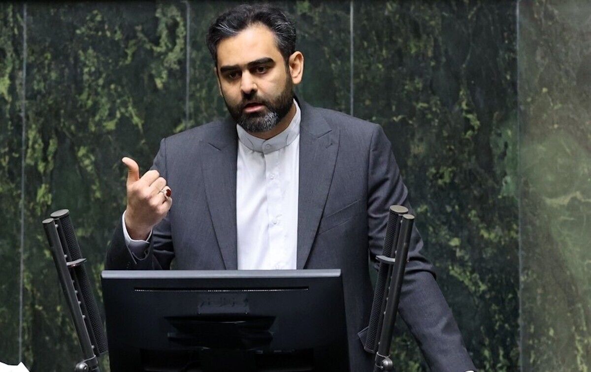 ثابت: روسیه و چین در ندادن تجهیزات نظامی به ایران در زمان جنگ سوء نیتی نداشتند، مشکل از ما بوده است