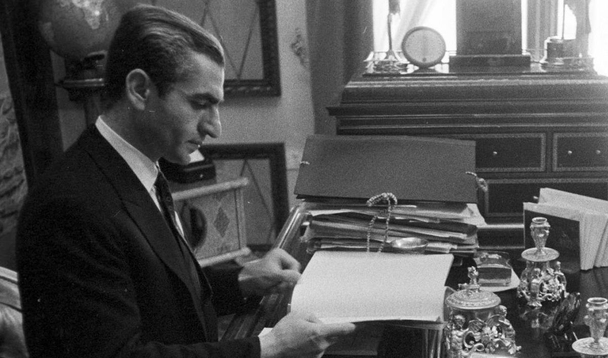 قاب تاریخ | «محمدرضا پهلوی» در کنار امپراتور و ملکه ژاپن؛ سال 1337