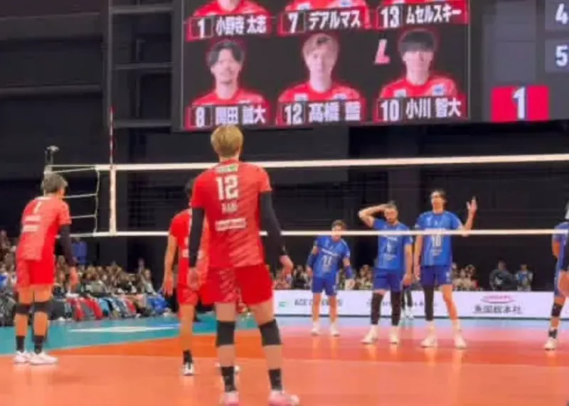 فوق‌ستاره ژاپنی مچ غول روس را خواباند!