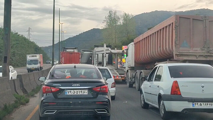 ترافیک سنگین در محورهای شمالی کشور