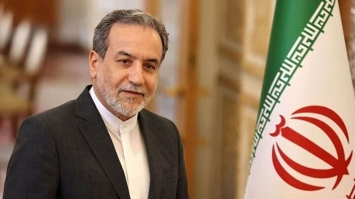 واکنش عراقچی به رزمایش هسته‌ای آمریکا