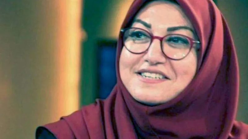 بیوگرافی عاطفه میرسیدی خبرنگار بهداشت صدا و سیما + پوشش جدید پس از تغییر شغل