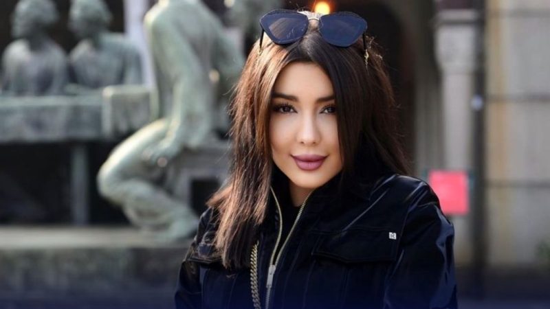 بیوگرافی نیلی افشار مدل، بلاگر و خواننده + حواشی ازدواج دروغین