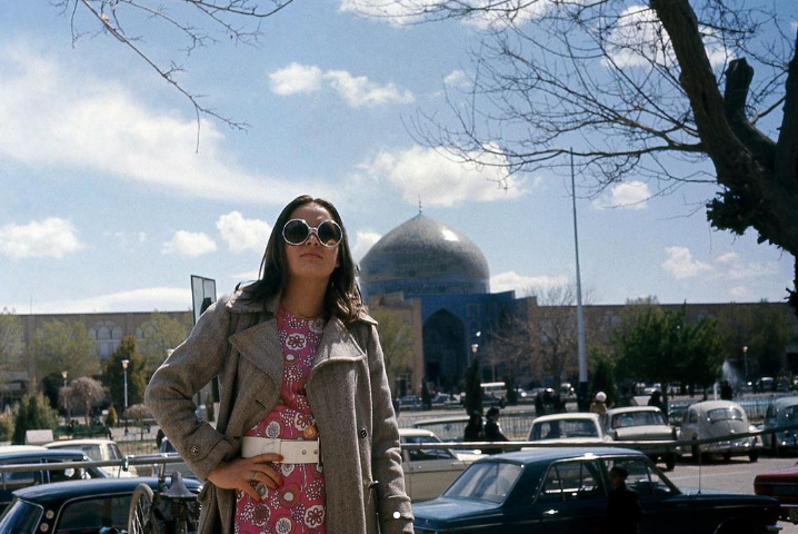 قاب تاریخ| ‌عکس جالب شهید همت، اصفهان دهه ۵۰ و پهلوان ایرانی که فیل هوا کرد!