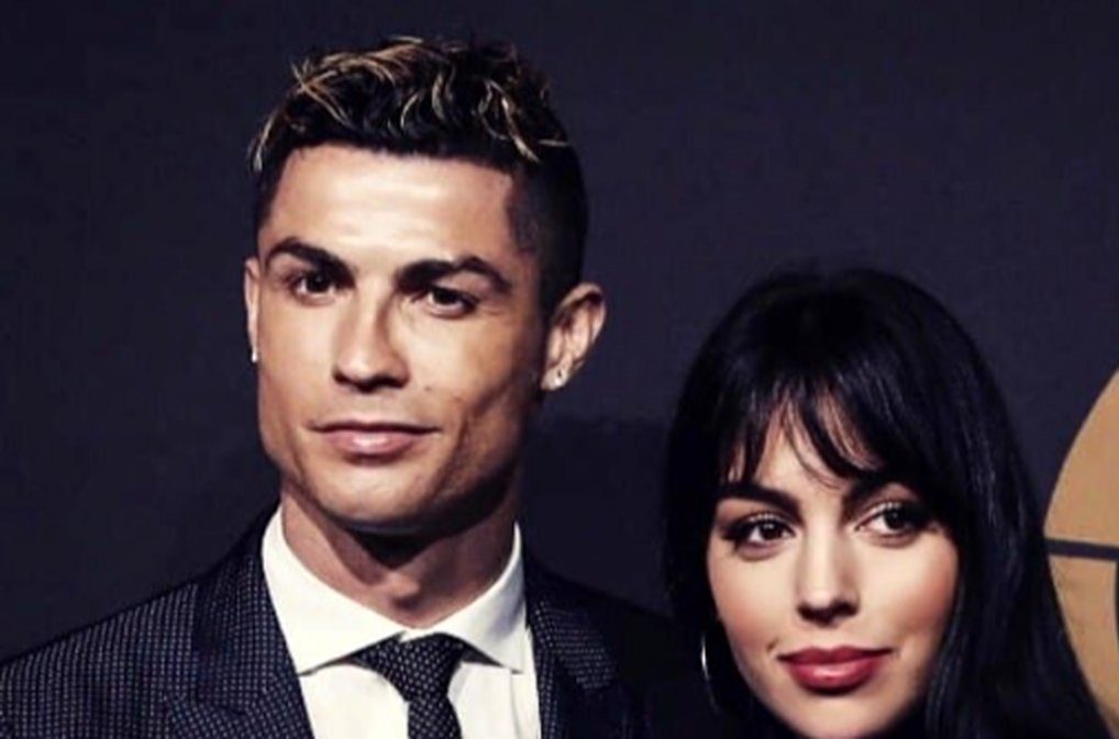 زیباترین تفریح جورجینا و رونالدو در طول مدت اقامت در عربستان/ هم فالِ هم تماشا+عکس