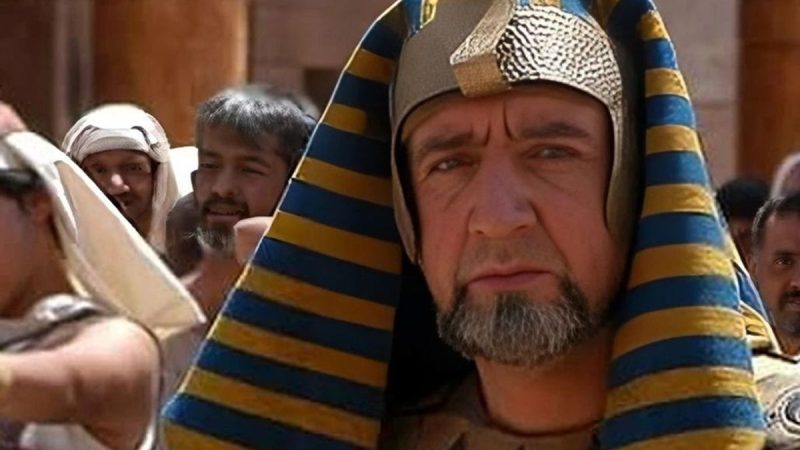 جشن تولد ۶۱ سالگی رضا رضوی بازیگر هرمهب  سریال یوسف پیامبر درلس‌آنجلس / دختر بازیگرش هم بود