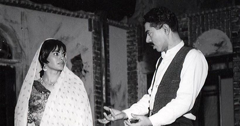 قاب تاریخ| عکس‌های دیدنی از فخری خوروش و علی نصیریان روی سن تئاتر در دهه ۴۰