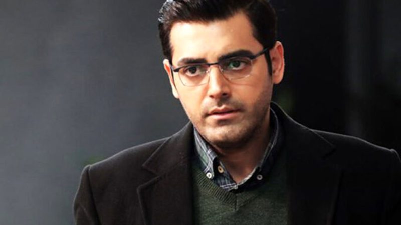 عکس سفر در زمان / «جواد جوادی» سریال بچه مهندس 4 در دوران نوجوانی با پاپیون و ابروهای پیوندی