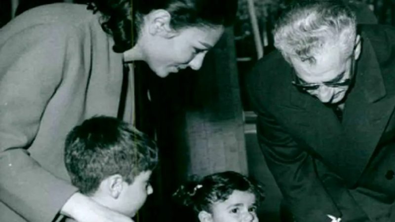 قاب تاریخ| سهل انگاری فرح محمدرضا پهلوی در بچه داری