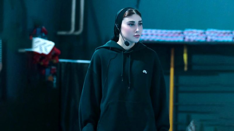 قاب امروز| عکس‌های جدید مبینا، ‌آزاده صمدی در اکران مردمی فیلم عزیز