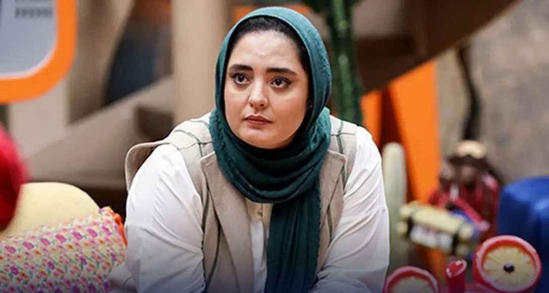 دکوراسیون خانه نرگس محمدی و علی اوجی/ از لوستر ساده داخل پذیرایی تا گلدان‌های شیک و جذاب