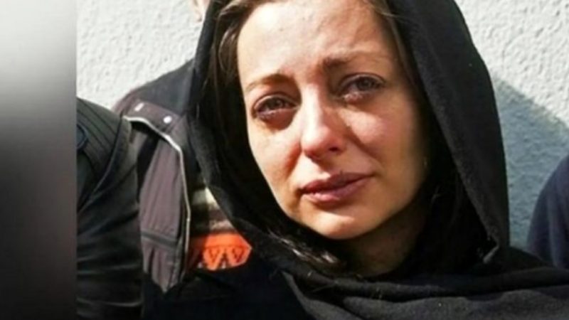 عکس ها / نفیسه روشن: من تک و تنهام …/  یتیم بودن درد داره ! …/ نه پدری دارم نه مادری نه برادری! نه خواهری و نه دای و عمو …. همشون مردن