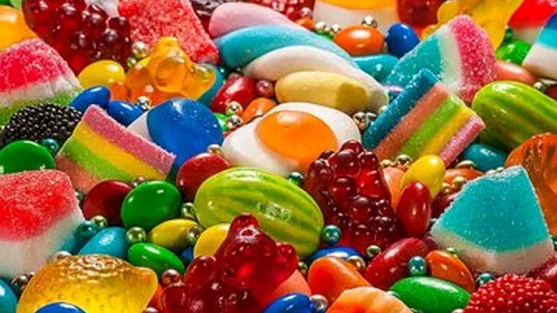 فواید و مضرات پاستیل برای بدن