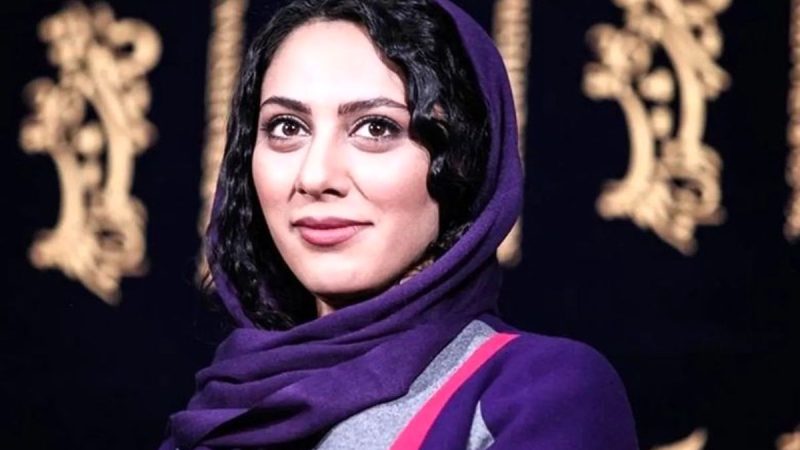 قاب امروز | ژست دل فریب مونا فرجاد بازیگر محبوب سینما