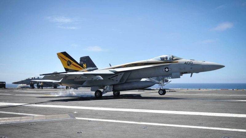 سقوط مشکوک جنگنده و بالگرد ارتش آمریکا در اطراف چین