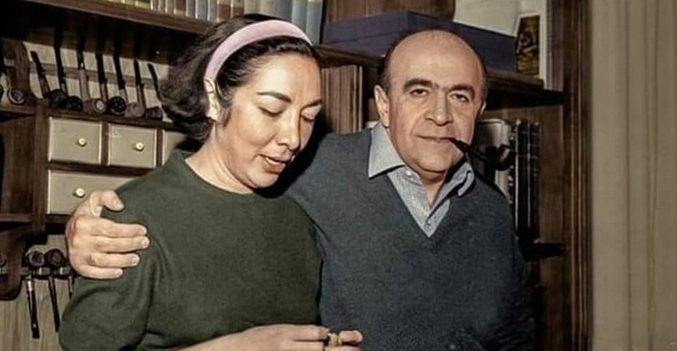 قاب تاریخ| ‌علت تصادف هولناک اتومبیل لوکس امیرعباس هویدا و عصاکش شدن او‌!