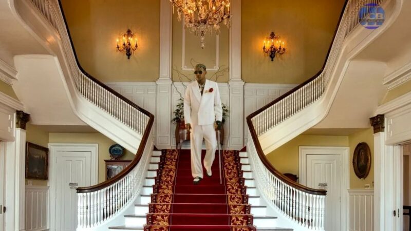 قصر خارق العاده لامین یامال و دوست دختر خواننده اش در بارسلونا