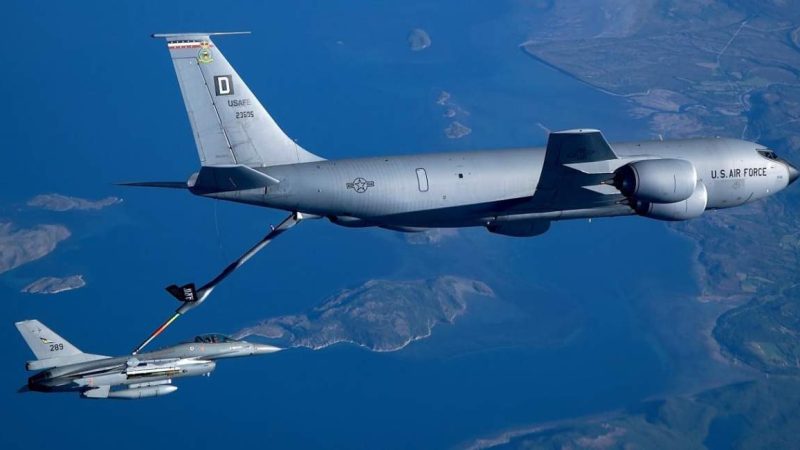 جنگنده های آمریکایی در نزدیکی ایران دیوار صوتی شکستند / تمرین اسرائیل و آمریکا برای حمله به ایران