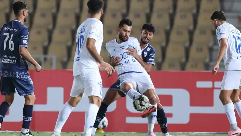 باران بطری هواداران خشمگین بر سر بازیکنان استقلال