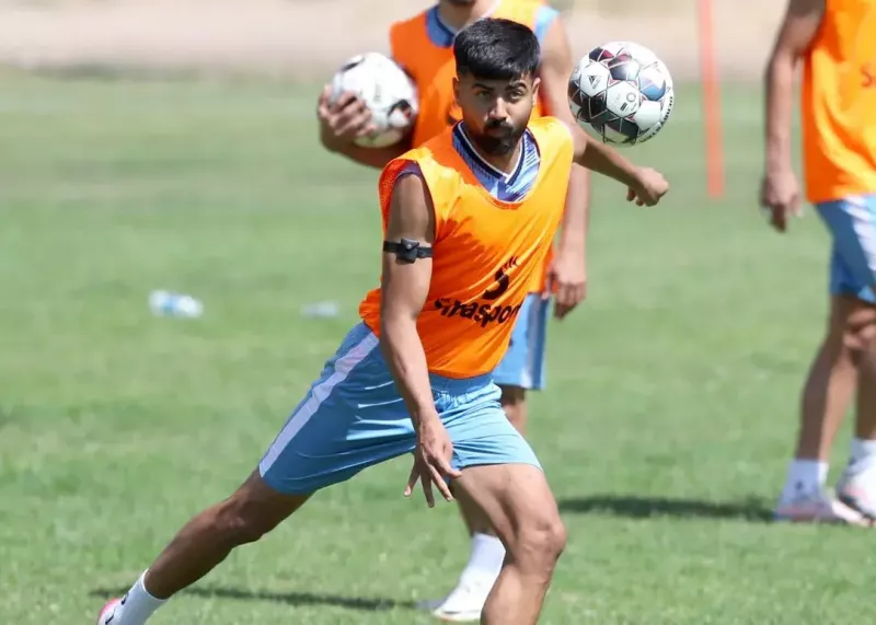 حریف استقلال به دنبال جایگزین ستاره اکوادوری