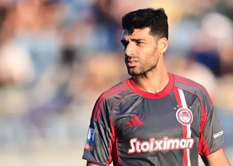 طارمی از ترکیب فاصله گرفت