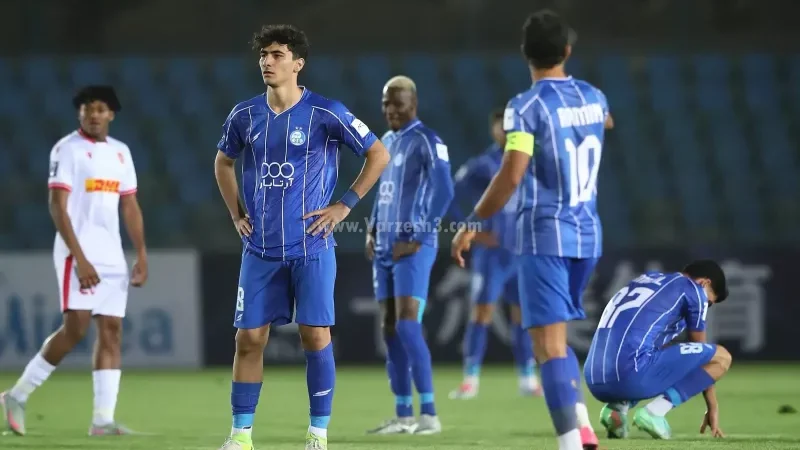 هواداران استقلال عذرخواهی رامین را پس زدند (عکس)