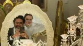 فیلم/نگاهی به چیدمان جشن عروسی مجلل و شاهانه آرام جعفری بازیگر سریال زیر آسمان شهر و دکتر افشین وطن خواه/ لحظه بله گفتن عروس خانم/ زندگی که خیلی زود ..