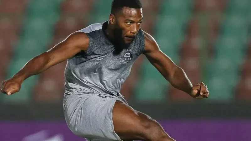 ساپینتو: به خارجی‌ها زمان بدهید!