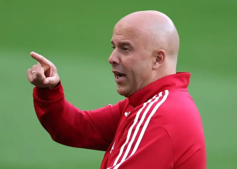 انتقاد اسطوره لیورپول از اشلوت