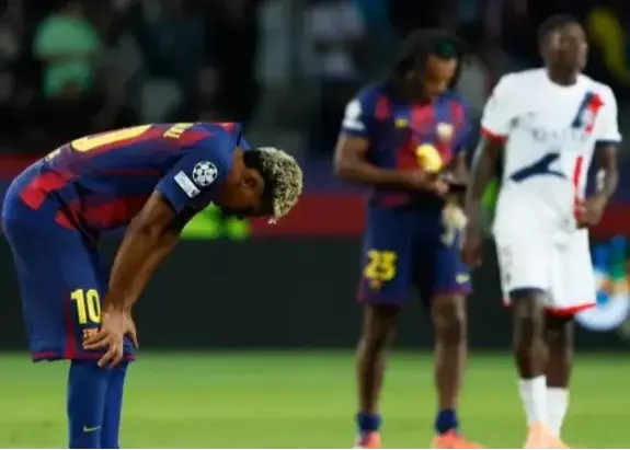 بارسلونا در ورزشگاه خودش غریبه شد!