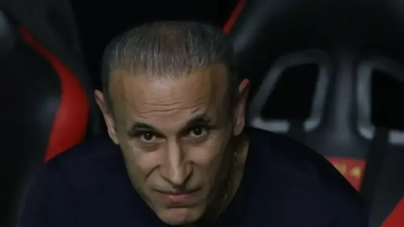 شعار فولادی‌ها علیه گل‌محمدی