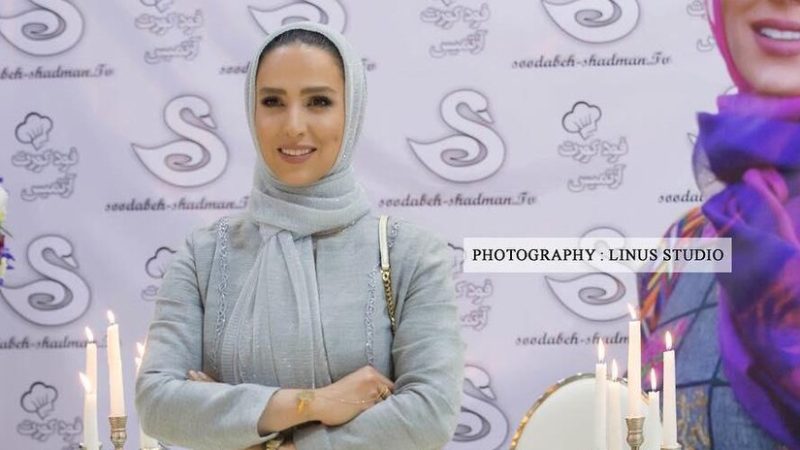 توضیحات سوگل طهماسبی درباره جنجال جشن تولد لاکچری‌اش: من خودم هم وقتی وارد شدم خیلی شوکه شدم از بس همه چیز باسلیقه بود؛ به من گفتن 20، 30 نفر از همکاران هستن ولی…. +ویدیو