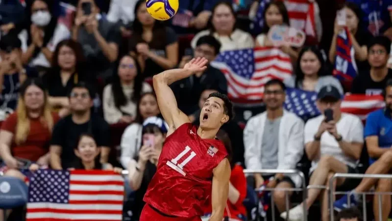 والیبال آمریکا هت‌تریک کرد