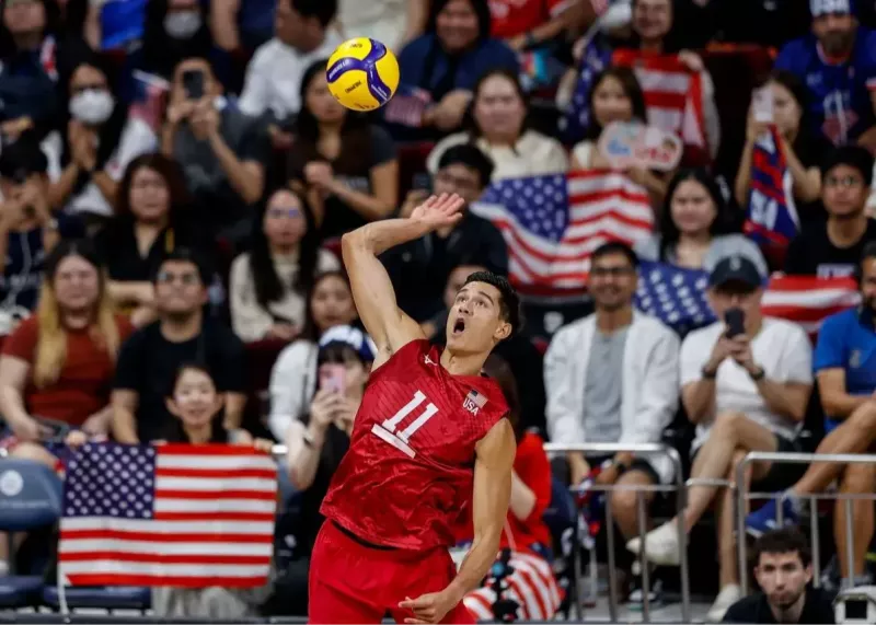 والیبال آمریکا هت‌تریک کرد