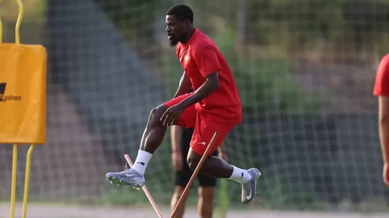 ترکیب احتمالی پرسپولیس مقابل ذوب آهن