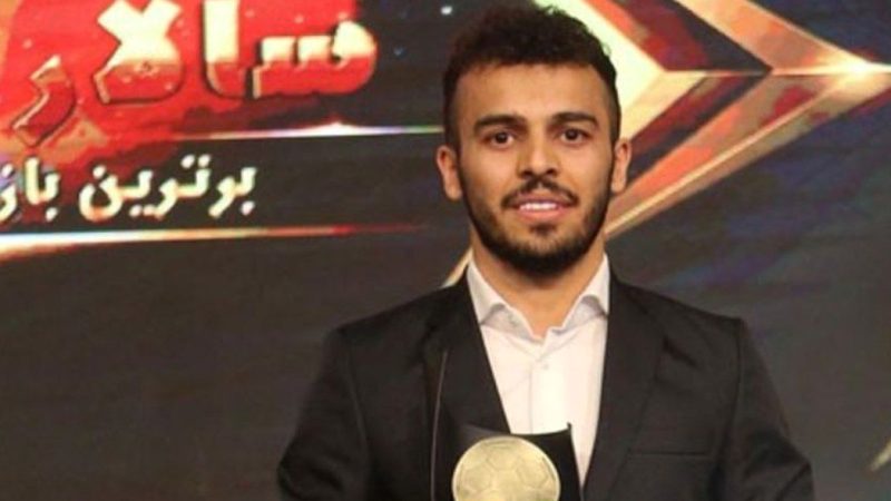 استقبال گرم همسر باحجاب سالار آقاپور از مرد سال فوتسال آسیا + عکس