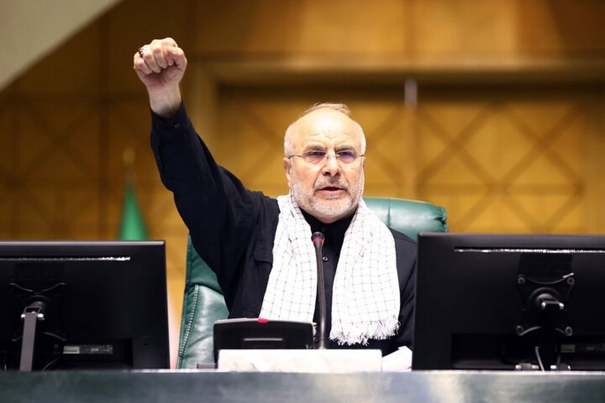 حمله قالیباف به روحانی برای منحرف کردن برای سرپوش گذاشتن بر فساد بانک آینده بود