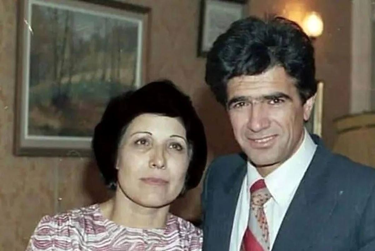 قاب تاریخ | عاشقانه‌های محمدرضا شجریان و همسرش  فرخنده گل‌افشان در اوایل ازدواج