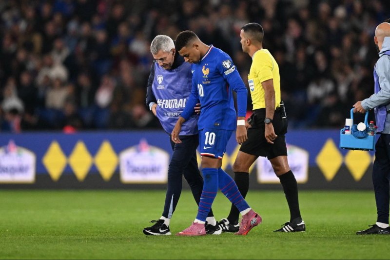 دشان: امباپه مصدوم است