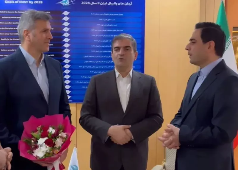 تقدیر فدراسیون والیبال از سرمربی قهرمان جهان